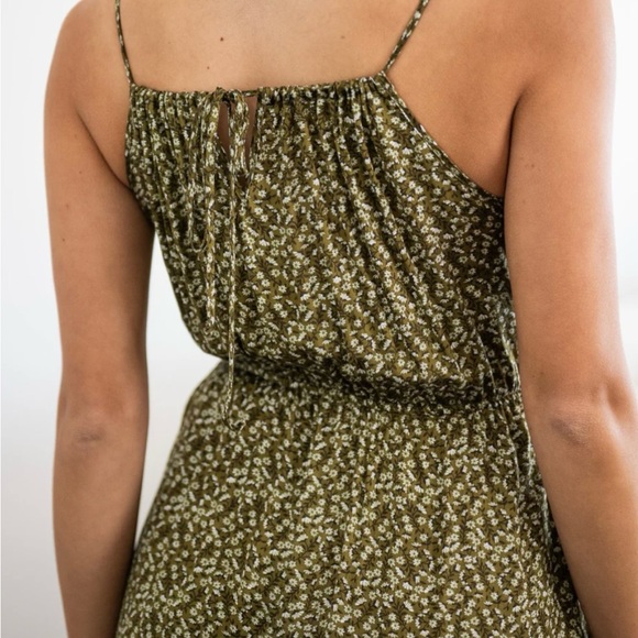 SOZY Tencel Nessa Midi Dress in Olive - Picture 5 of 8